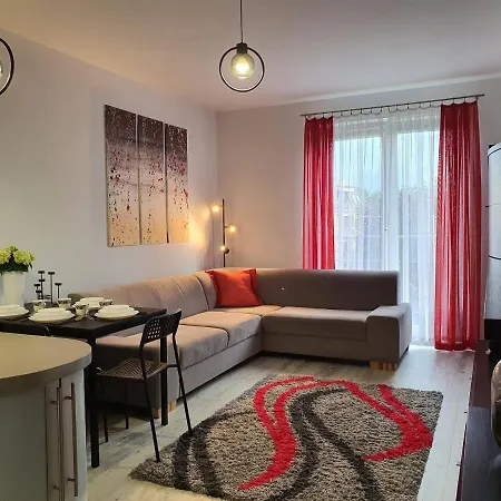 Apartament Pod Lasem Apartment *